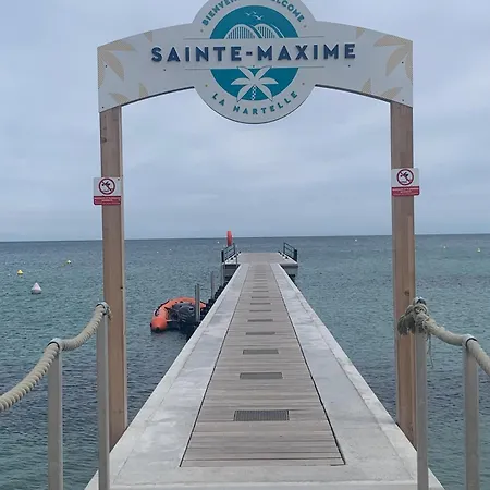 Reve D'azur De La Nartelle, Mazet 35m2, Parking, Piscine Partagee, Terrasse Bbq & Draps Inclus Sainte-Maxime