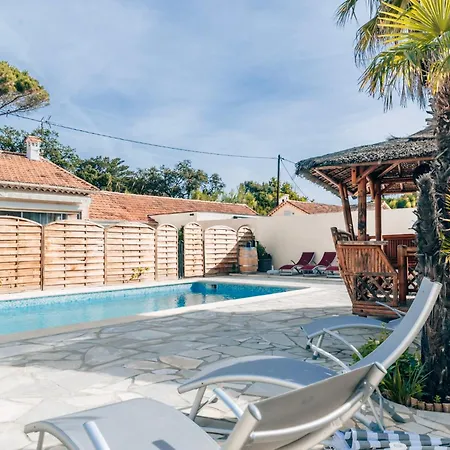 Reve D'azur, Mazet En Bord De Mer, Parking, Piscine Partagee, Terrasse Bbq & Draps Inclus La Nartelle, 1 Salon, 1 Chambre, 1 Cuisine , 1 Sdb Sainte-Maxime