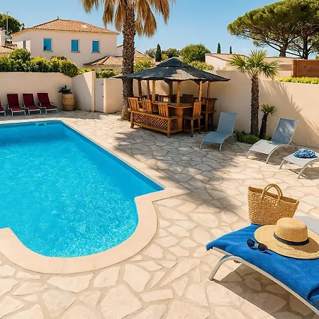 Reve D'azur De La Nartelle, Mazet 35m2, Parking, Piscine Partagee, Terrasse Bbq & Draps Inclus Sainte-Maxime